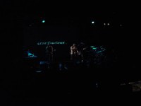 sofa_surfers_02.jpg
