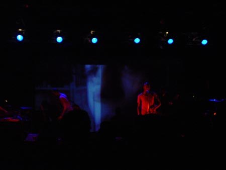 sofa_surfers_04.jpg