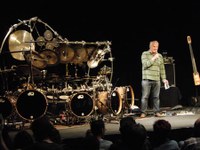 bozzio_holdsworth_levin_mastelotto03.jpg