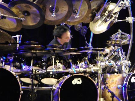 bozzio_holdsworth_levin_mastelotto04.jpg