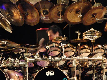 bozzio_holdsworth_levin_mastelotto09.jpg