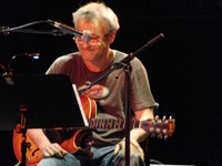 marc_ribot_trio_10.jpg