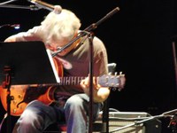 marc_ribot_trio_11.jpg