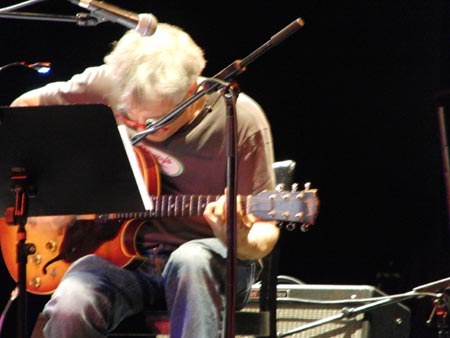 marc_ribot_trio_11.jpg
