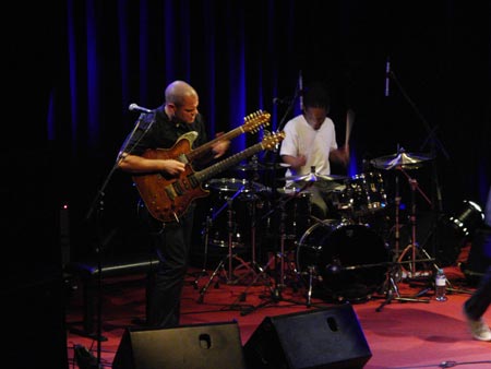 profile_jazzfestival_david_fiuczynski_02.jpg