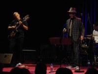 profile_jazzfestival_david_fiuczynski_06.jpg