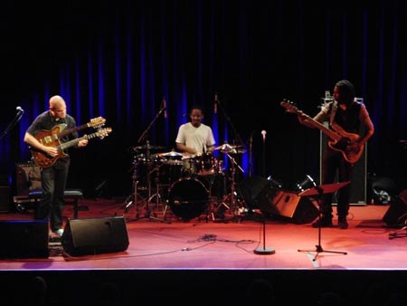 profile_jazzfestival_david_fiuczynski_11.jpg
