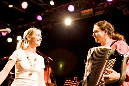 dusa-orchestra_friends_21.jpg