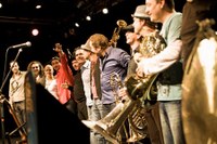 dusa-orchestra_friends_27.jpg