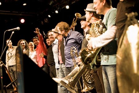 dusa-orchestra_friends_27.jpg