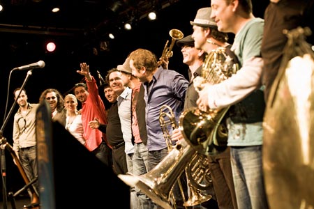 dusa-orchestra_friends_27.jpg