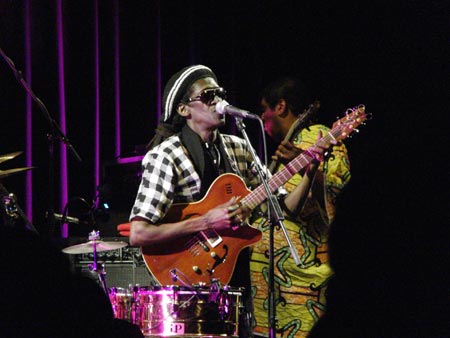 cheikh-lo_12.jpg