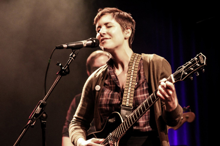 LauraStevenson 01