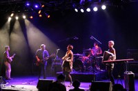 LauraStevenson 04