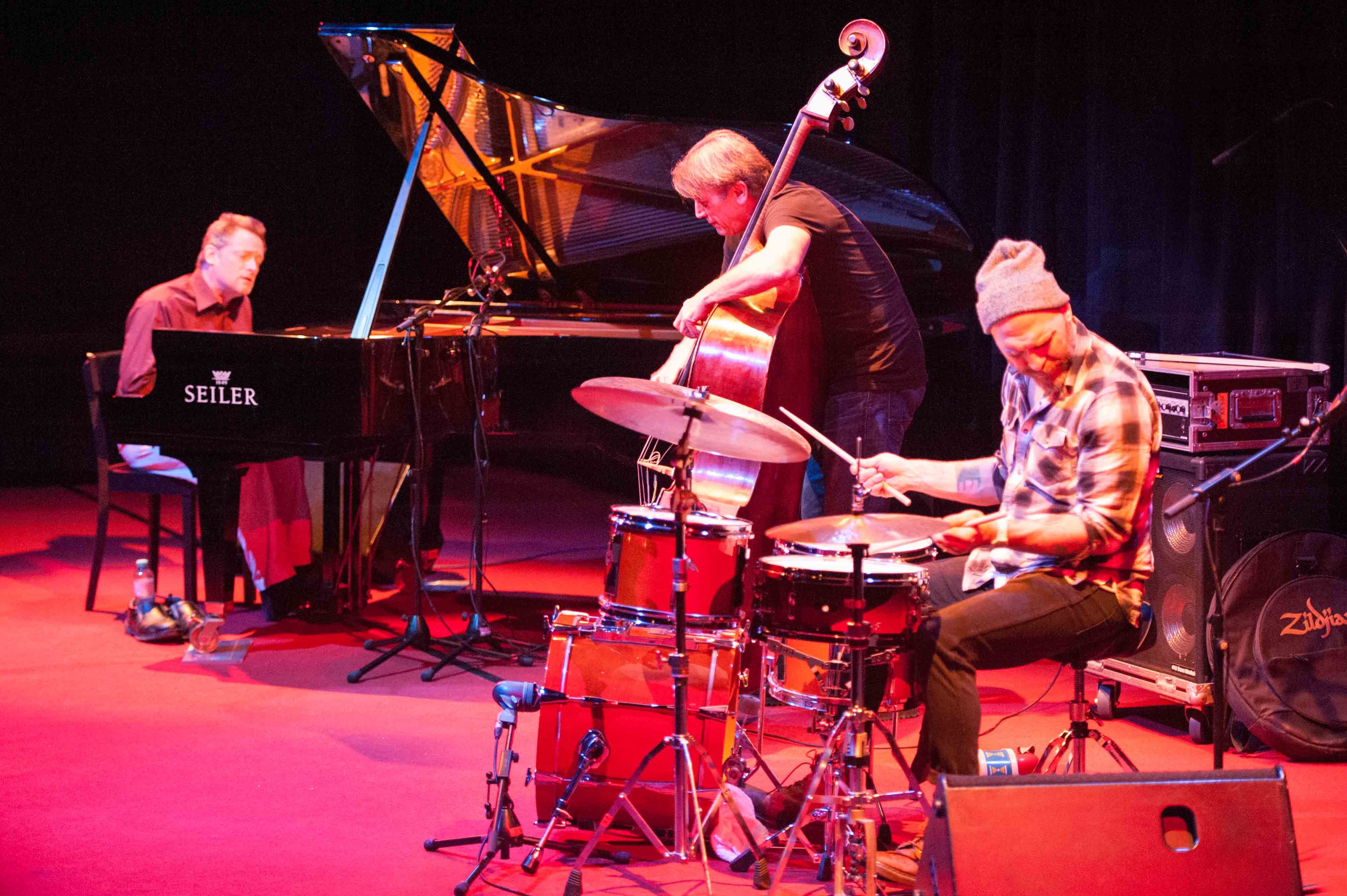 DaveKingTrio 8